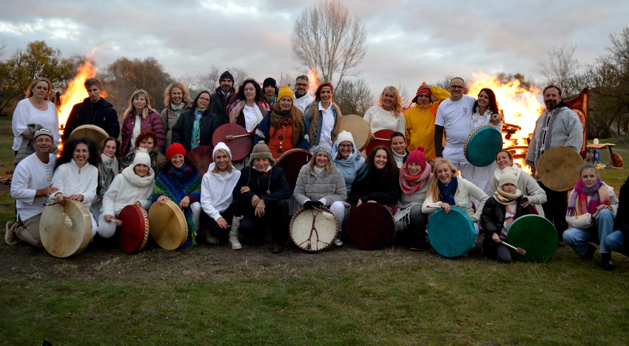 Participants at the 2023 · Autumn Four Seasons Firewalk
