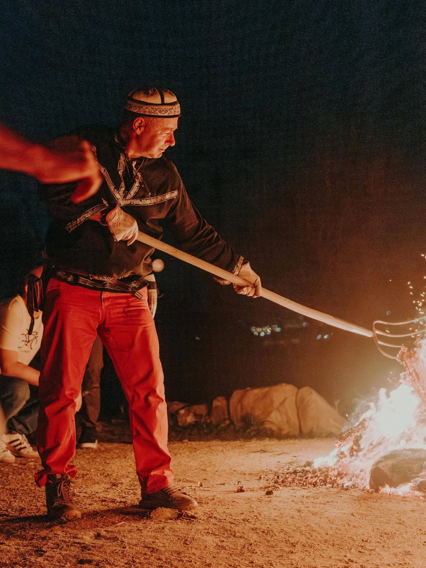 Shaping the fire